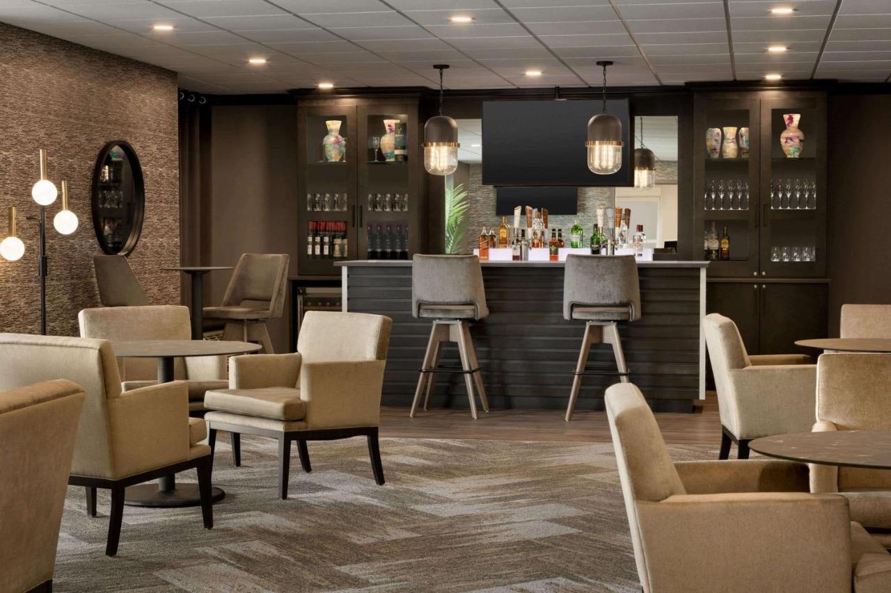 Microtel Inn And Suites By Wyndham Weyburn Buitenkant foto